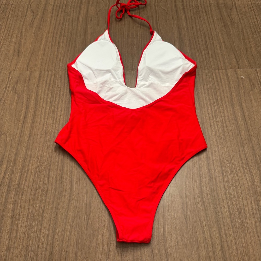 Cupshe Onepiece Large Bathing Swim Suit‎ Red Embroidered Plunging Neck Swimwear - Picture 2 of 10